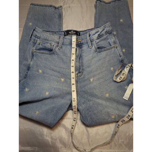 W28 L27 Hollister Ultra High Rise Mom Jeans Daisy Embroidered Size 7r Stretch - Picture 14 of 16